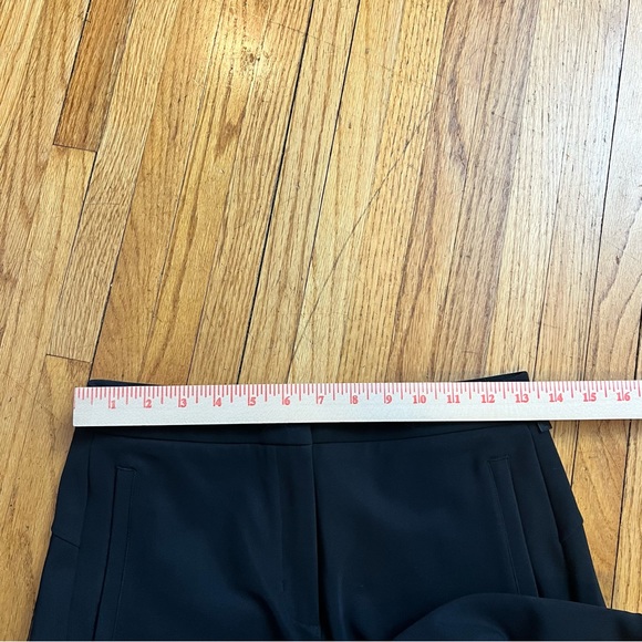 Lululemon On The Move Pants  Womens Size 4 Stretch Black Pockets Meas 27x27.5 - Picture 8 of 11